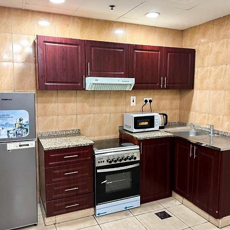 Nahda Star Residence - Home Stay Dubai Eksteriør billede